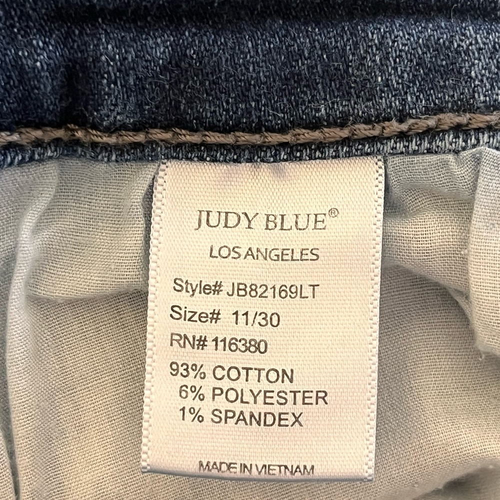 Judy Blue Destroyed Bleach Splatter Boyfriend Skinny Jeans Size 11 - Picture 11 of 16